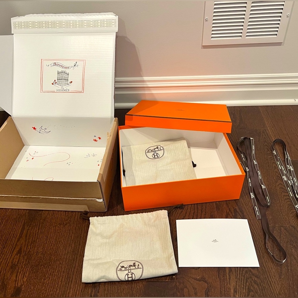 Hermes Empty Box with shipping box